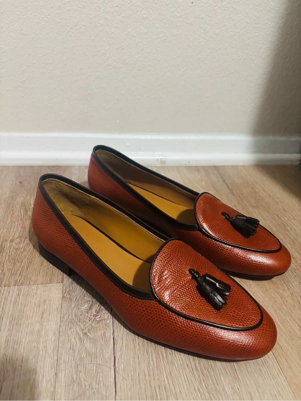 J. McLaughlin Cognac Leather Tassel Loafers - Picture 2 of 9